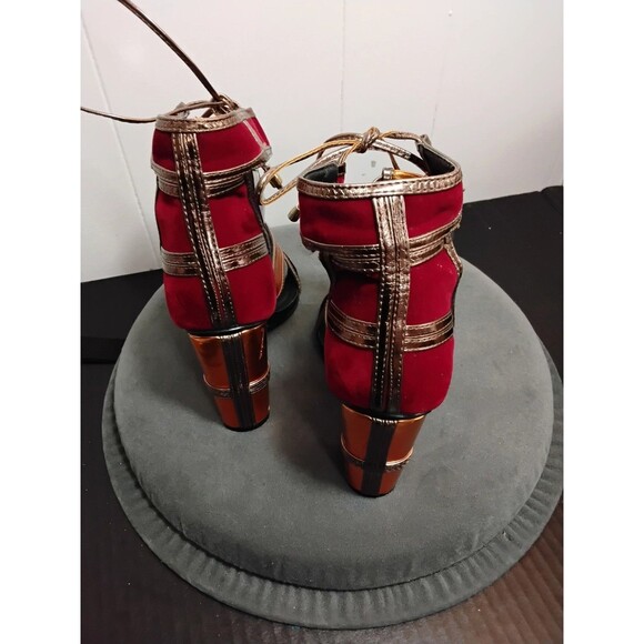 Cape Robbin Women Shoes  Size 7.5   4.5" Heel - Picture 4 of 5